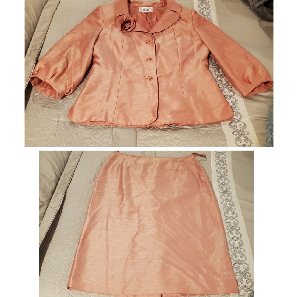 LeSuit skirt suit
